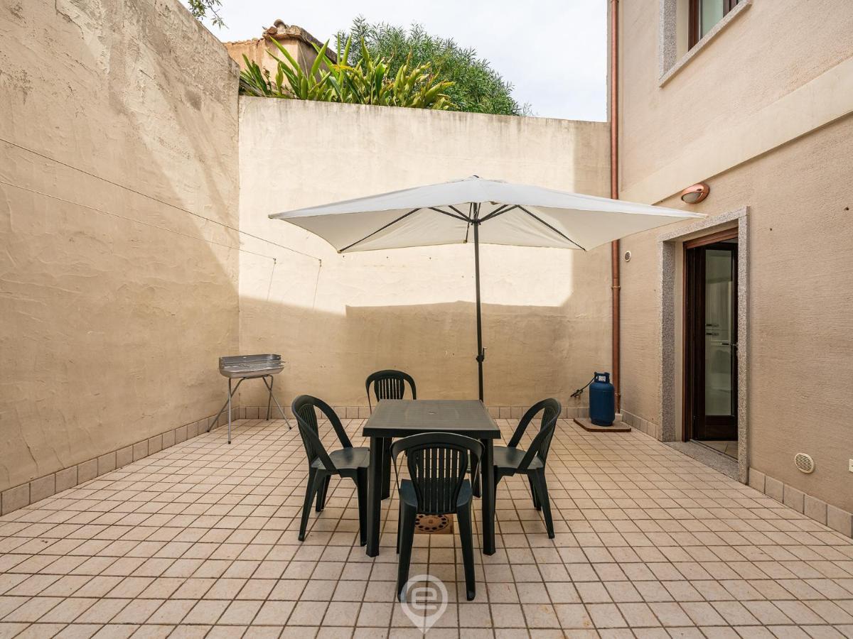 La Corte Apartment พูลา ภายนอก รูปภาพ